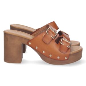 Sandalia de Tacón Pala con Hebillas en Camel