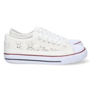 Zapatilla Plana Calada con Cordones en Blanco