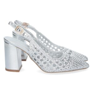 Zapato de Tacón Entrelazado con Hebilla en Plata