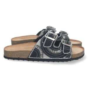 Sandalia Plana con Strass y Hebillas en Negro