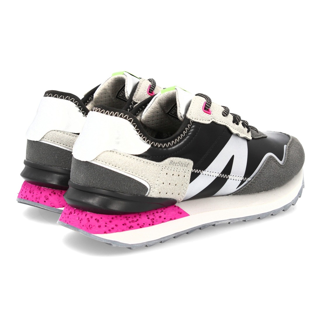 Zapatilla deportiva urbana y moderna en Negro - Imagen 5