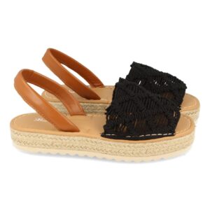 Sandalia Plana con Yute y Rafia en Negro