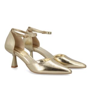 Zapato de salón con cierre de hebilla en Oro