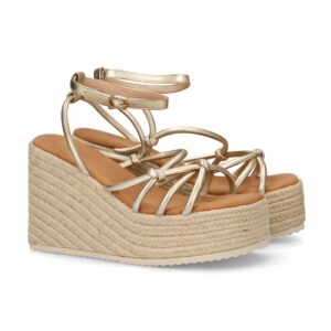 Sandalias de cuña con tiras cruzadas en Oro