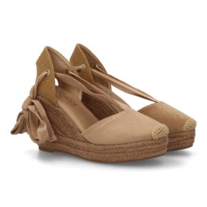 Alpargata de cuña alta de esparto con cintas en Kaki