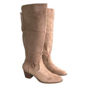 Bota de Tacón con Cierre de Cremallera en Beige