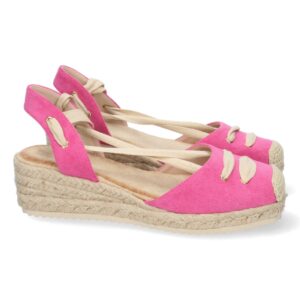 Sandalia de Cuña con Yute y Cordones en Fucsia
