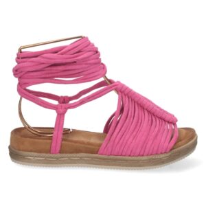 Sandalia Plana con Tiras al Tobillo en Fucsia