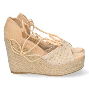 Sandalia de Cuña con Yute y Cordones en Beige