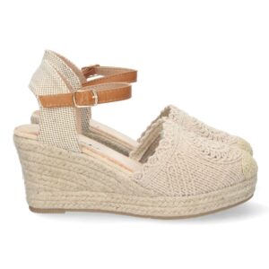 Sandalia de Cuña con Hebilla en Beige