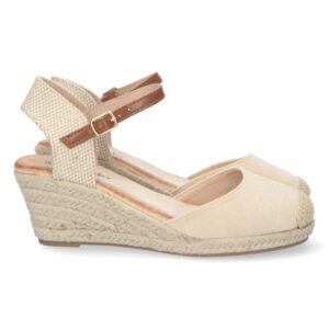 Sandalia de Cuña con Hebilla en Beige