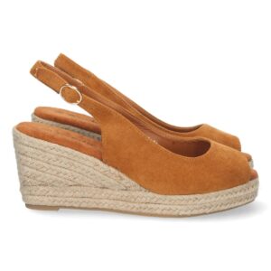 Sandalia de Cuña con Hebilla en Camel