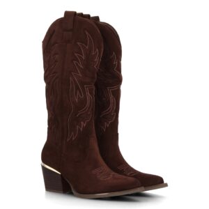 Botas altas cowboy tacón cómodo y detalle metálico